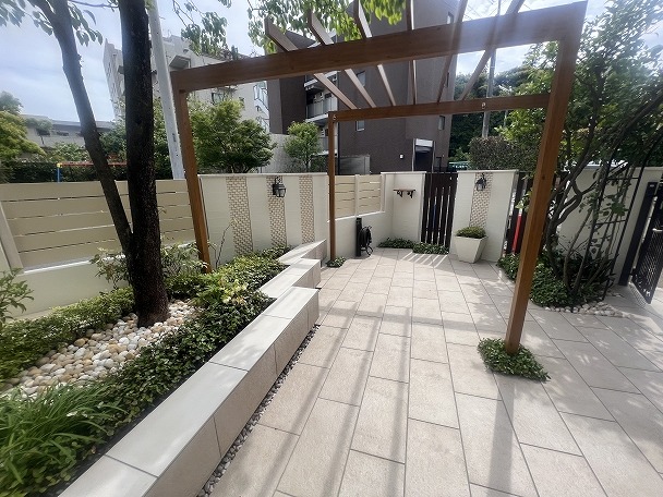 20230829_1647_33_0121w608_h456